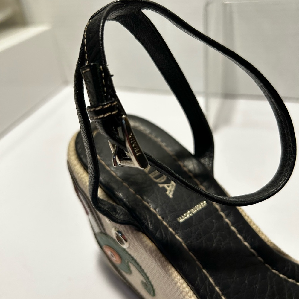 Prada Black and Cream Wedge Sandals with Floral Embroidery - Picture 9 of 10
